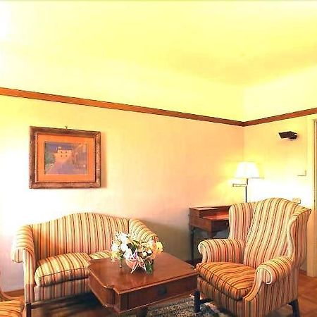 Hotel&Ristorante Miramonti Palazzo Storico Rieti Luaran gambar