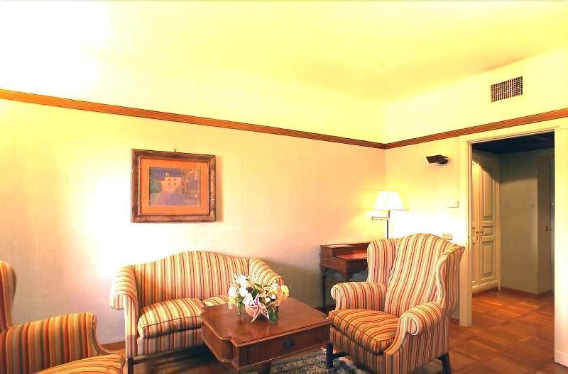 Hotel&Ristorante Miramonti Palazzo Storico Rieti Luaran gambar