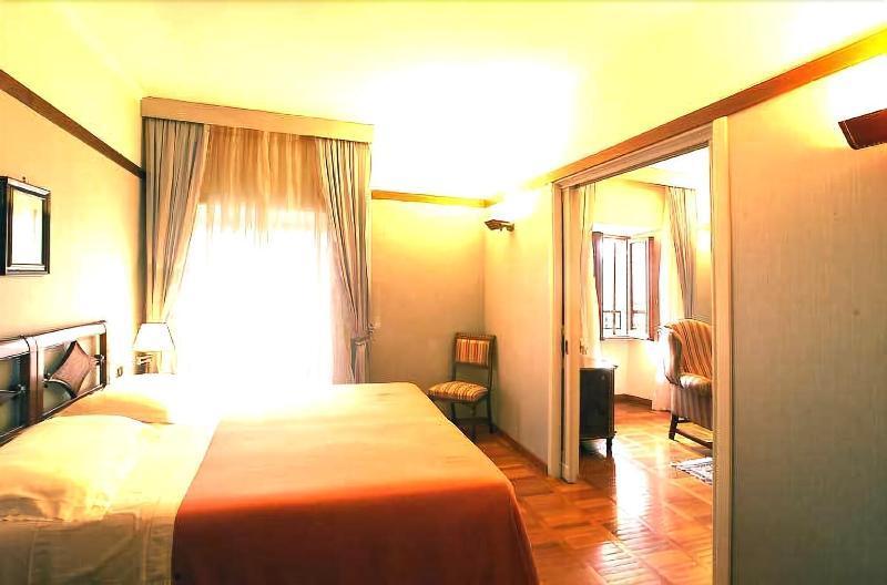 Hotel&Ristorante Miramonti Palazzo Storico Rieti Luaran gambar