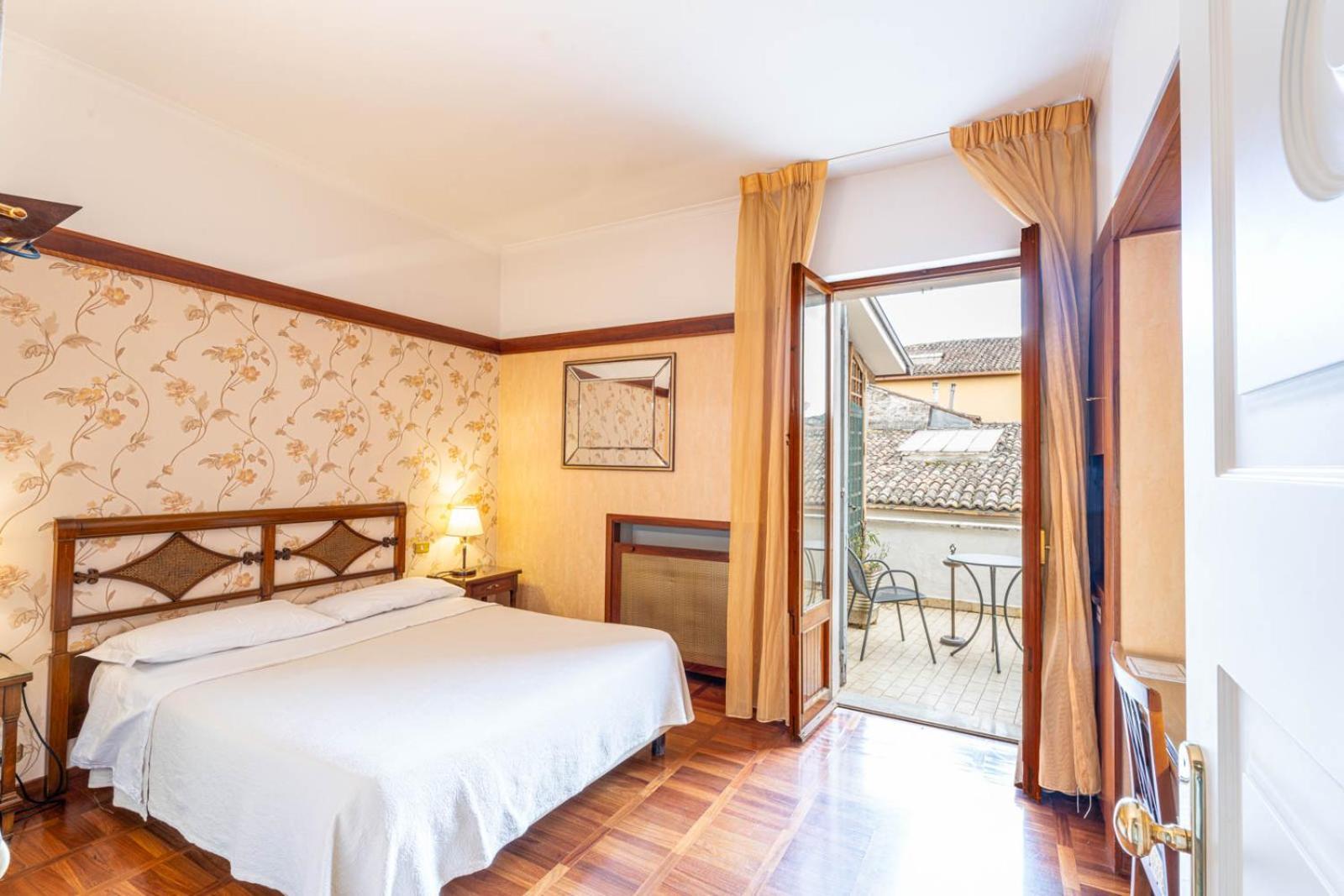 Hotel&Ristorante Miramonti Palazzo Storico Rieti Luaran gambar